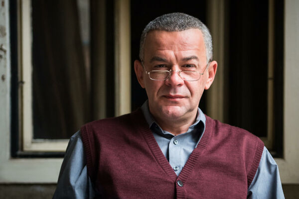 JEDAN RED MRŽNJE, 10 REDOVA LJUBAVI I TUGE: Ovako su se Hrvati i Bosanci oprostili od Nebojše Glogovca