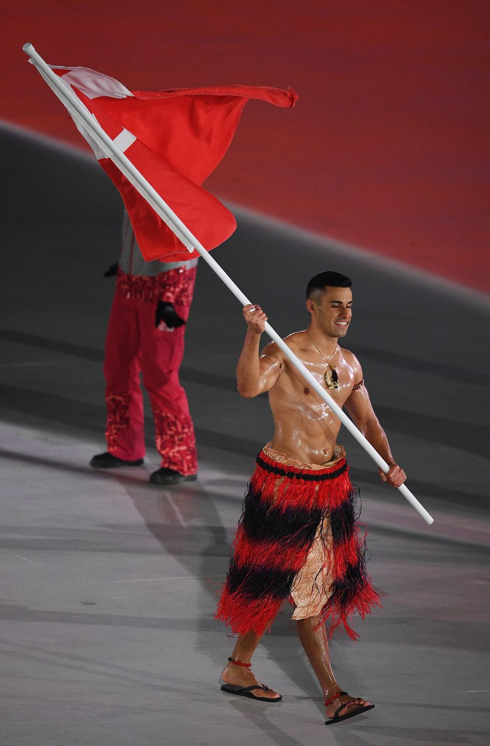 Pita Tafatofua je postao poznat po svom nastupu na otvaranju Letnjih Olimpijskih igara u Riju