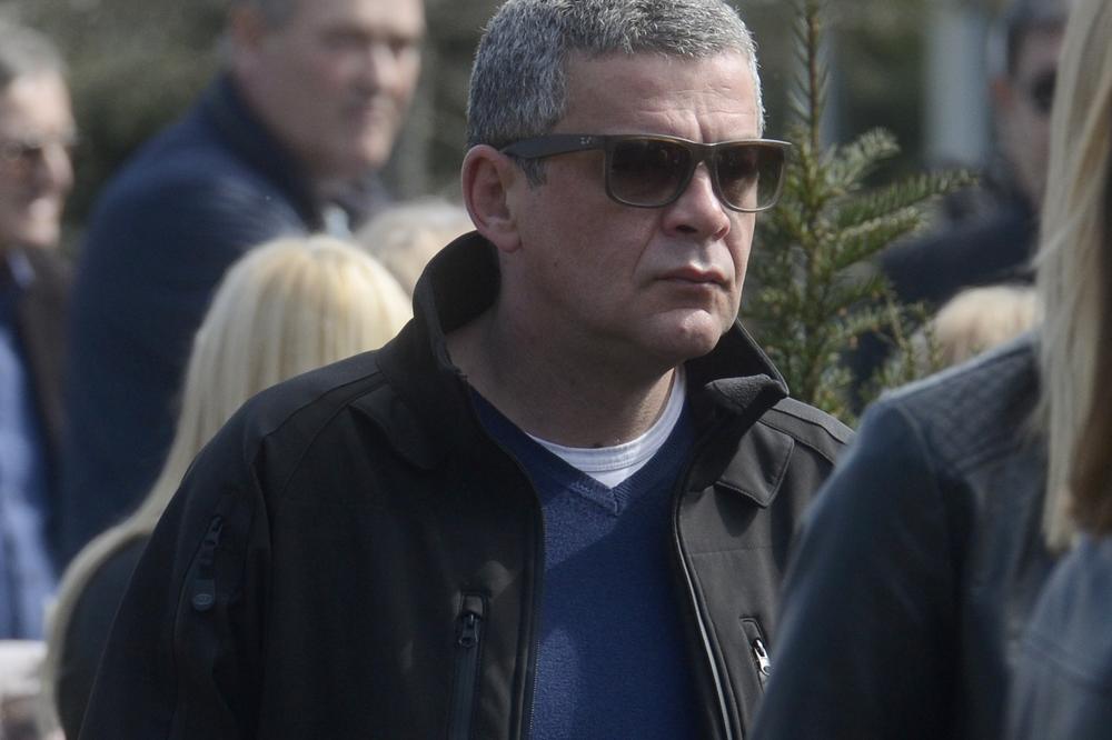 OVO JE POSLEDNJA SLIKA KOJU JE GLOGOVAC OBJAVIO NA DRUŠTVENIM MREŽAMA: Zašto je napisao to što je napisao, koja je skrivena poruka?