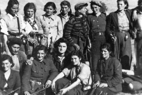 OVA SRPKINJA OPALILA JE ŠAMAR ITALIJANSKOM OFICIRU! Završio je na podu pred celom VOJSKOM, a onda je usledilo OVO!