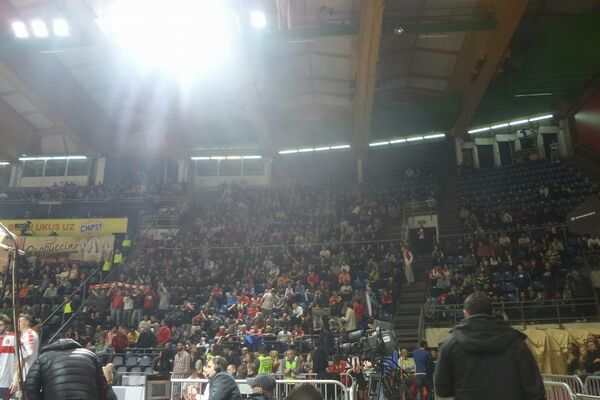 Delije nisu u Pioniru, ali tu je NAJVAŽNIJA MOGUĆA ZASTAVA! (FOTO)