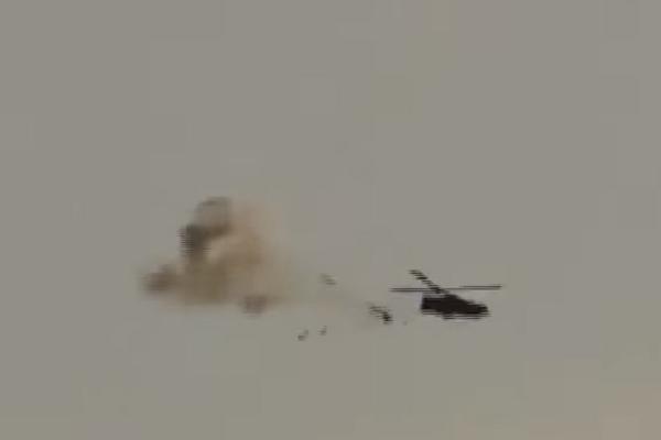 RUŠENJE TURSKOG HELIKOPTERA: Pogledajte akciju sirijskih Kurda na severu Sirije!