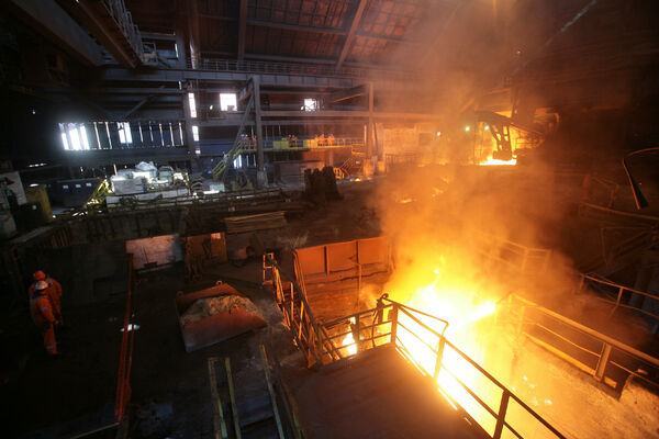 SRBIJA MORA DA PLATI 12 MILIONA DOLARA: Firma Petera Kamaraša DOBILA SPOR protiv Železare Smederevo (FOTO)