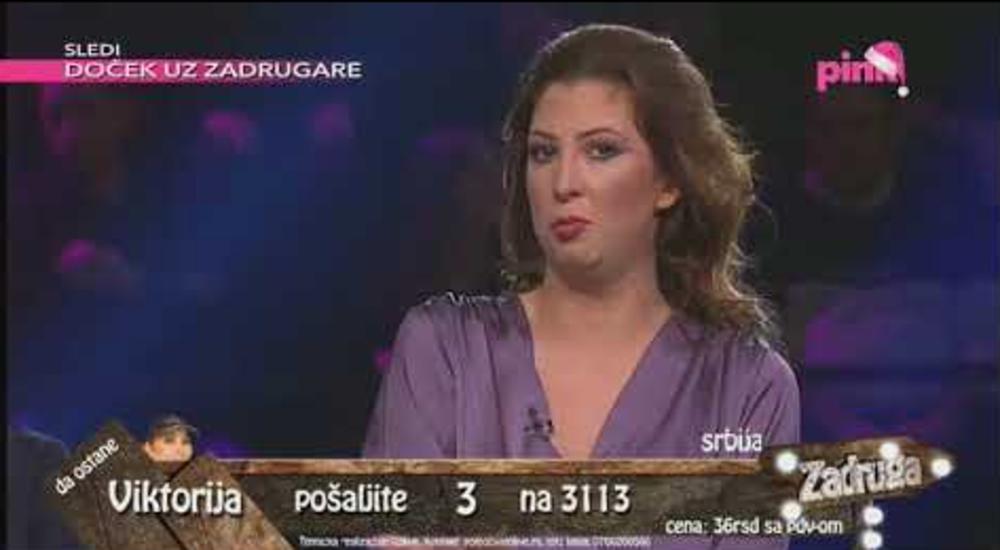 Nadežda napolju ima dečka koga voli 