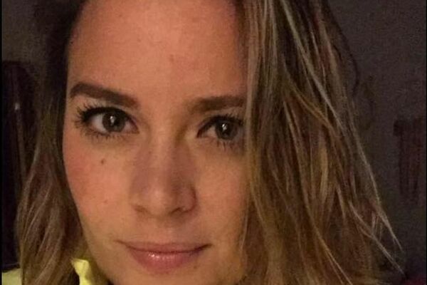 Učiteljica objavila ovu fotografiju s venčanja, pa MOMENTALNO dobila OTKAZ u školi! (FOTO)