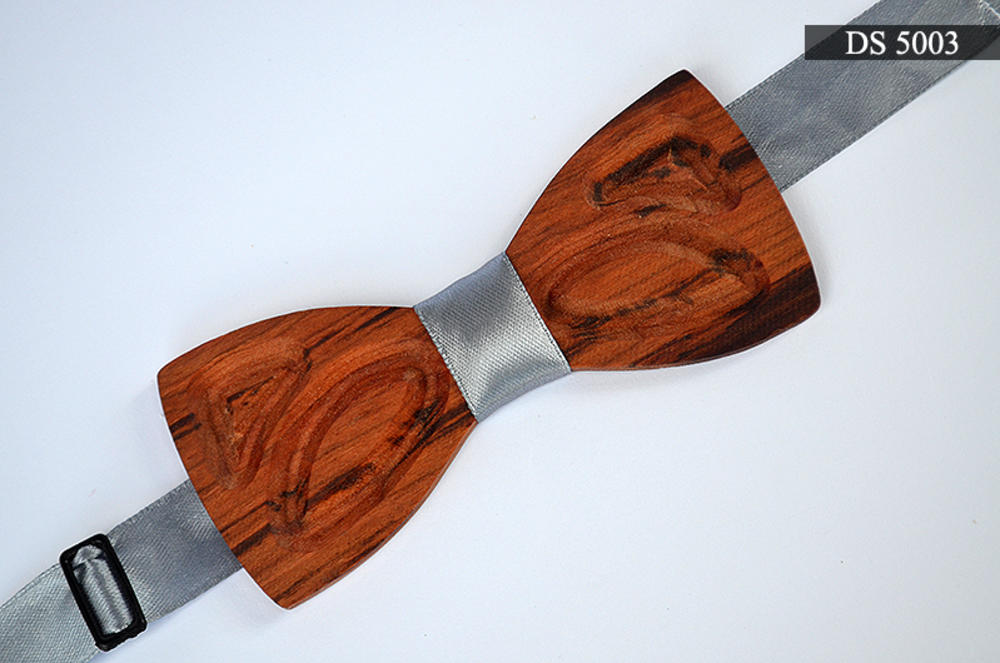 Drvena leptir mašna  