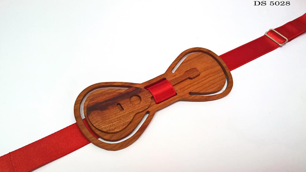 Drvena leptir mašna  