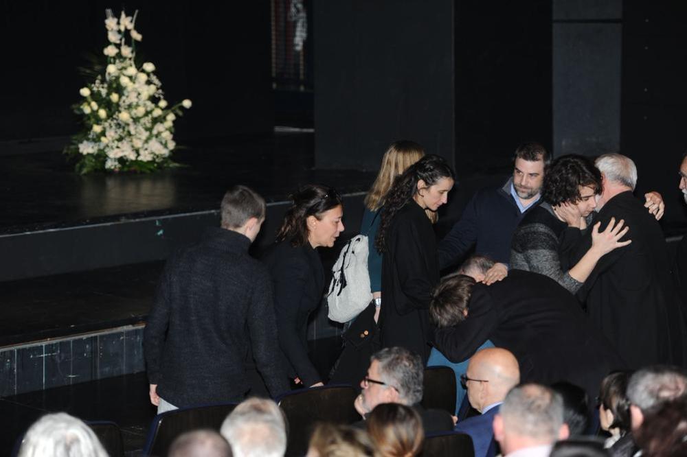 OVO JE PRVA ŽENA NEBOJŠE GLOGOVCA: Nije se odvajala od sadašnje Glogovčeve supruge! (FOTO)