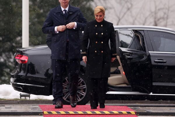 HRVATSKI MEDIJI U ŠOKU: Evo kako je Vučić PORAZIO KOLINDU DO KOLENA!