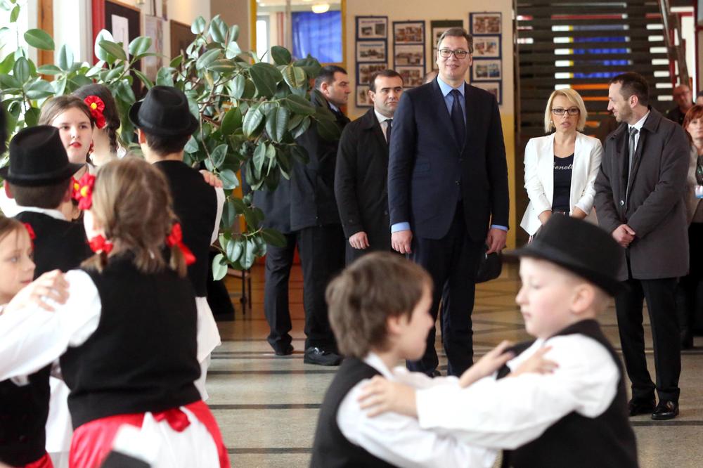 SRBIN IZ HRVATSKE PECNUO VUČIĆA! Ova fora će se posebno svideti Grobarima! (FOTO)