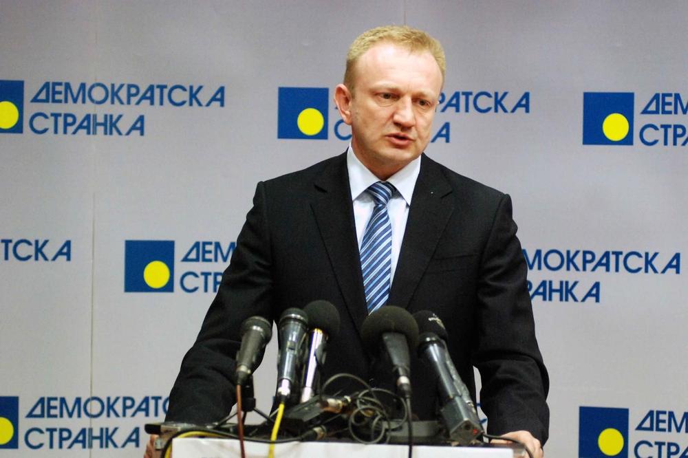 REM odobrio Đilasov spot