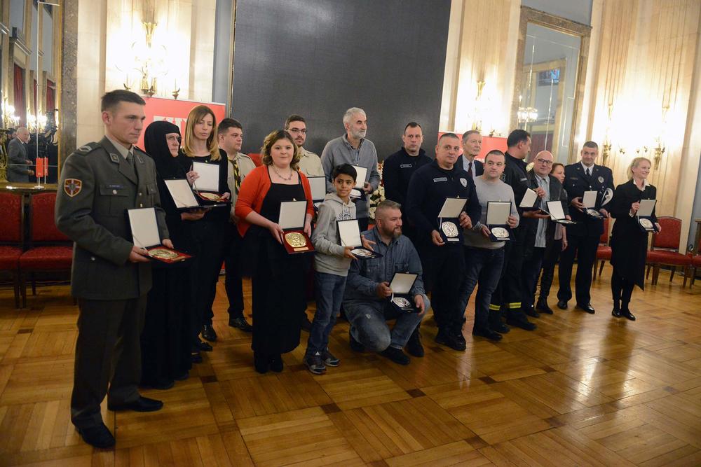 Uručivanju nagrade prisustvovale su mnoge značajne ličnosti 