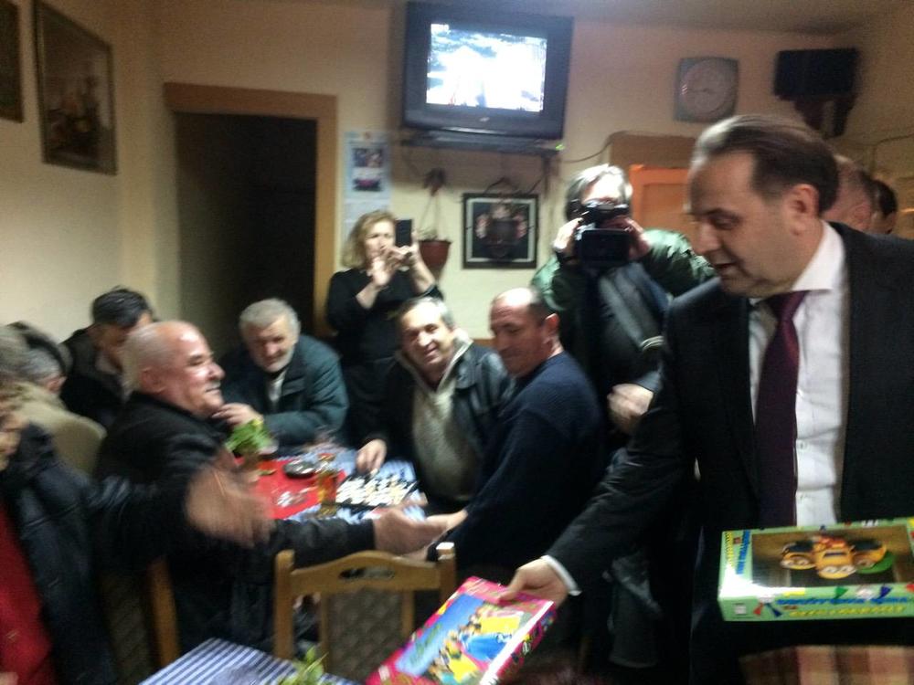 Penzioneri uživali u društvenim igrama 