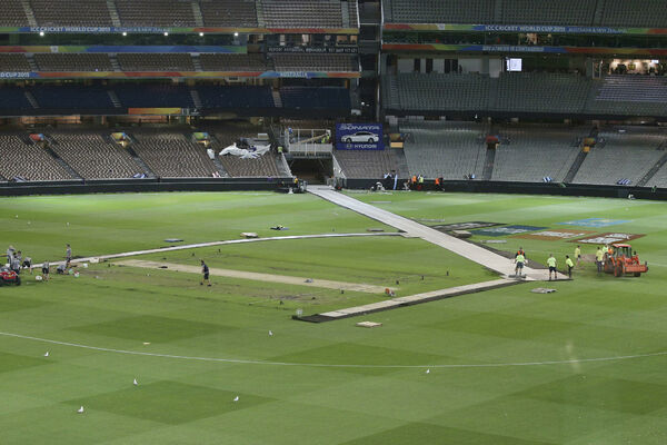 PRVA TRANSRODNA OSOBA U AUSTRALIJSKOM FUDBALU: Bio je rukometni reprezentativac a sad će igrati za žensku ekipu sporta koji je mešavina fudbala i ragbija! (FOTO)