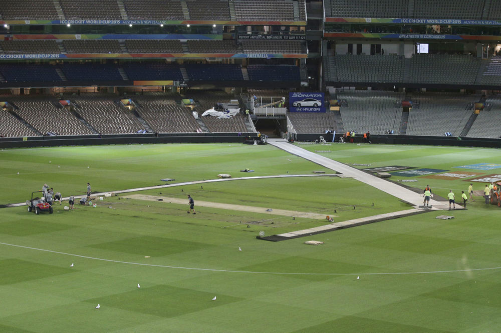 PRVA TRANSRODNA OSOBA U AUSTRALIJSKOM FUDBALU: Bio je rukometni reprezentativac a sad će igrati za žensku ekipu sporta koji je mešavina fudbala i ragbija! (FOTO)