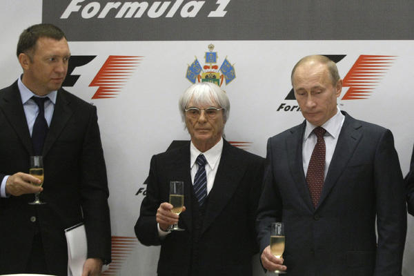 MILIJARDER SE OGLASIO JAKO ČUDNIM SAOPŠTENJEM, REKAO JE KO POBEĐUJE U SAD: Odgovor je VRLO ČUDAN!