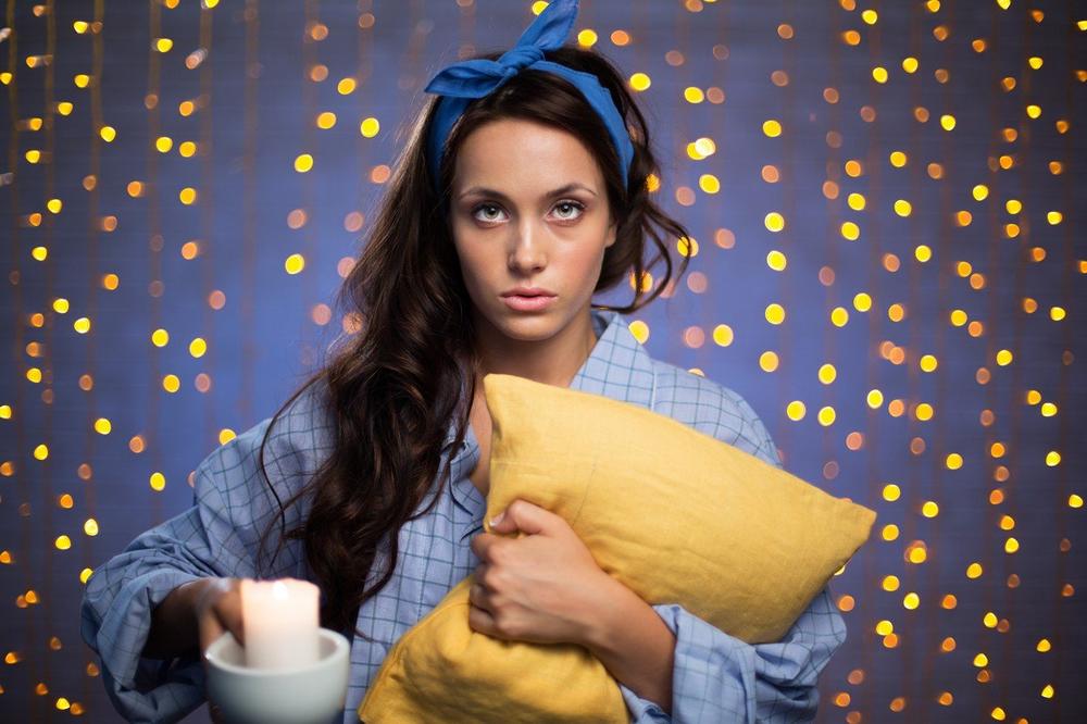 AKO STE SE PROBUDILI U TOKU NOĆI I NE MOŽETE DA ZASPITE, PROBAJTE OVAJ TRIK: Tako jednostavno, a EFIKASNO REŠENJE