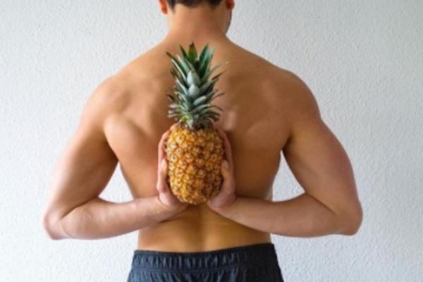 ZOVU GA NAJZGODNIJI VEGAN NA SVETU: A sve je počelo kad je izbacio meso iz ishrane... (FOTO)