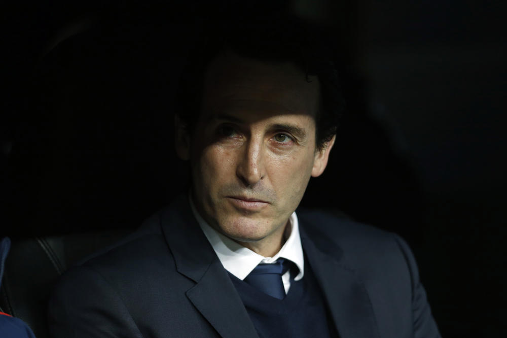 UNAJ EMERI JE U STVARI VELIKA ŠVALERČINA: Istovremeno bio u vezi sa 2 dame, jedna nije znala da je samo za zabavu!