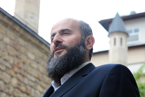 OGLASIO NE SIN MUAMERA ZUKORLIĆA! Potresnim rečima se oprostio od oca