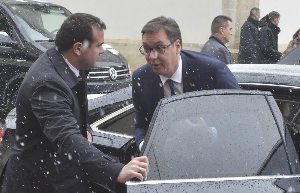 Vučić je automobil dobio na poklon od šeika 
