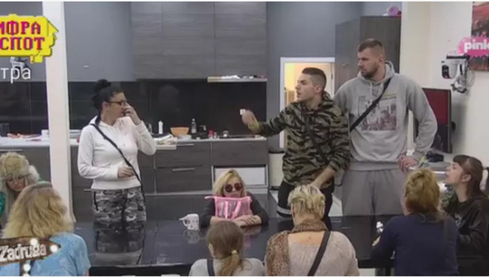 Otkrila je kakav je ona imala problem sa bivšim dečkom 