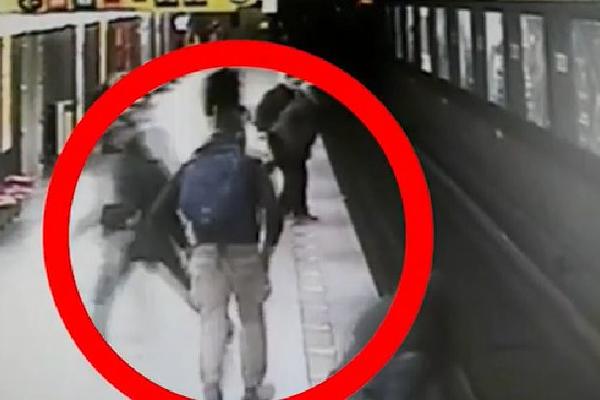 DETE JE PALO PRED VOZ KOJI JE DOLAZIO: A onda se NIOTKUDA pojavio HEROJ! (VIDEO)