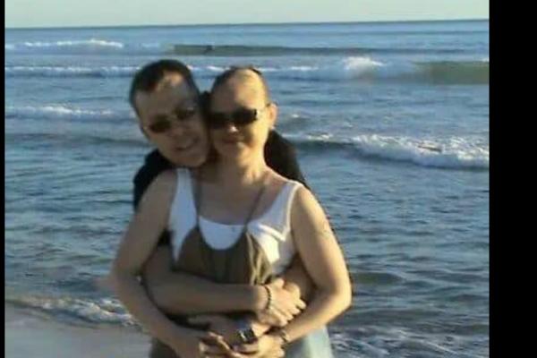 OVAJ BRAČNI PAR JE U LJUBAVI OD DETINJSTVA: Sad im preti RAZDVAJANJE, a razlog će vam slomiti srce!