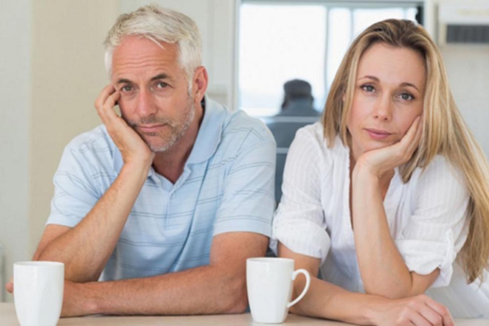 MOJ MUŽ IMA JEDNU UŽASNU NAVIKU KOJA NAM JE UNIŠTILA SEKSUALNI ŽIVOT: I neće da se odrekne toga!