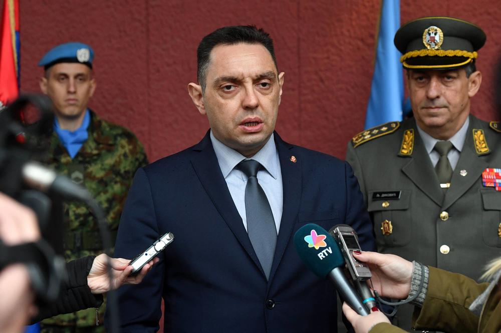 VULIN PORUČUJE: Voleo bih da makar jednom reaguju na izjave o ratu