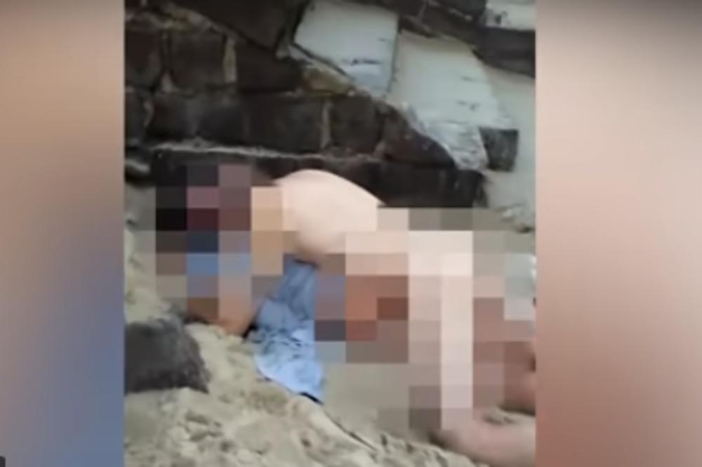 SVI POGLEDI UPRTI KA NJIMA: Vodili su ljubav na plaži i zaspali! Prolaznici zanemeli od šoka! (VIDEO)