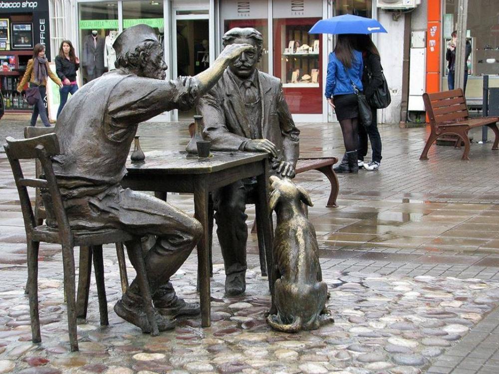 Spomenik stevanu Sremcu u Nišu