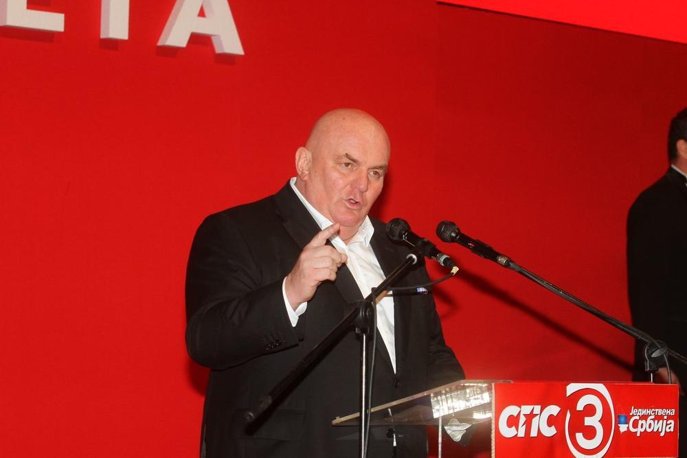 Centralni predizborni skup koalicije SPS JS održan je danas u zemunskoj Hali Pinki 