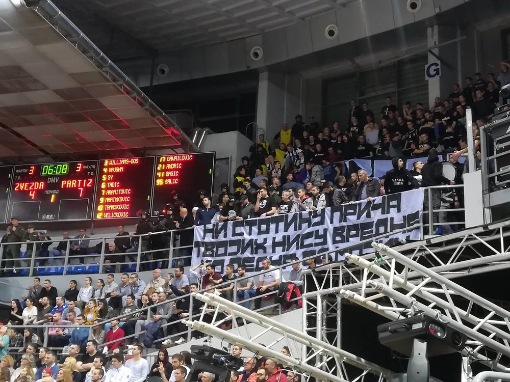 Transparent Partizanovaca u Čairu 