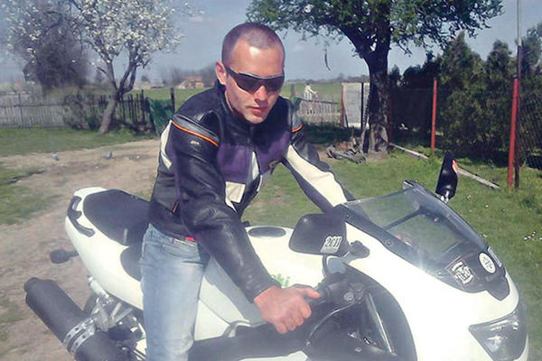 ON JE OTAC DEČAKA KOJI SE OD TUGE OBESIO: Miroslav (25) je poginuo na motoru u STRAVIČNOJ NESREĆI KOD UŠĆA!