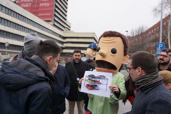 ŠTA RADITE BRE: Hitno rešavanje problema s parkingom kod Kliničkog centra