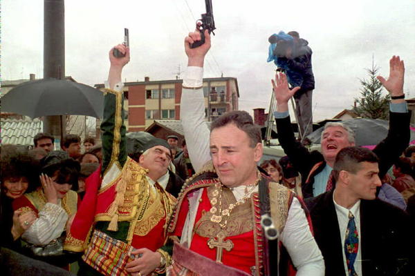 DANAS JE ZA CECU POSEBAN DAN! Pevačica se prisetila venčanja sa Arkanom, a JEDAN DETALJ NA SLICI JE PRETUŽAN! (FOTO) (VIDEO)