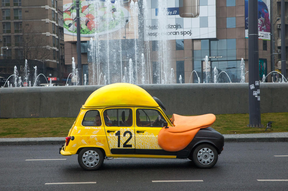PATKOMOBIL KRSTARI GRADOM! Pozovite ga i dolazi u vaš kraj! (FOTO)