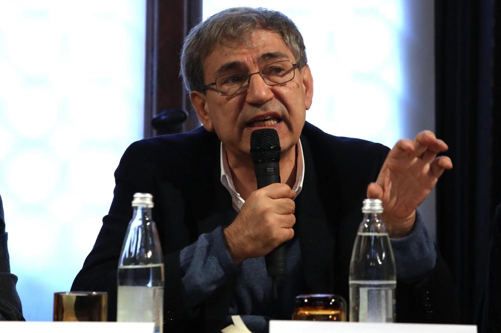 Šta je sledeće, Sarajevo šalje device iz Zavidovića u sultanov harem? U BiH povukli priznanje Orhanu Pamuku zbog Turske!