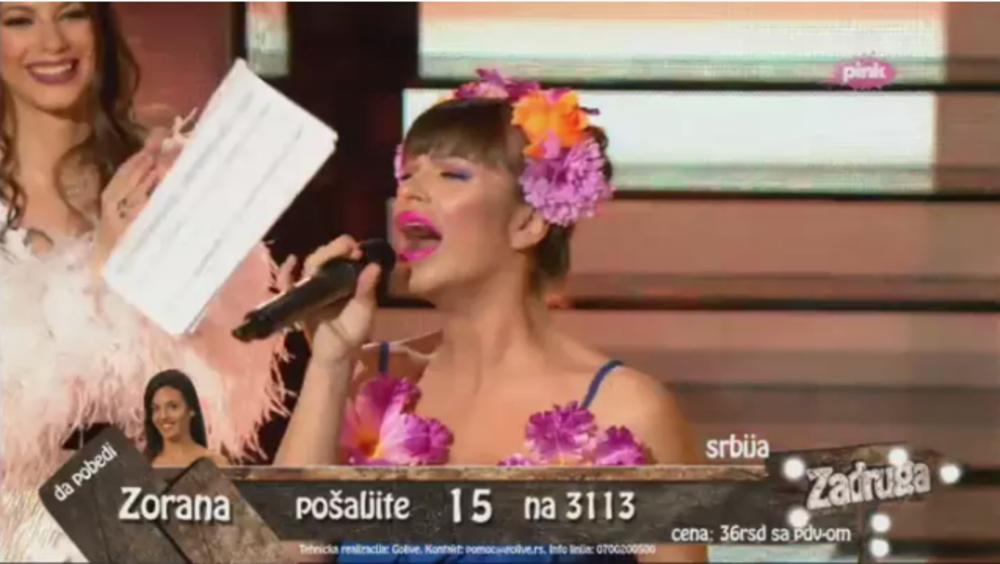 Oduševila je sve prisutne, kao i publiku pored malih ekrana 