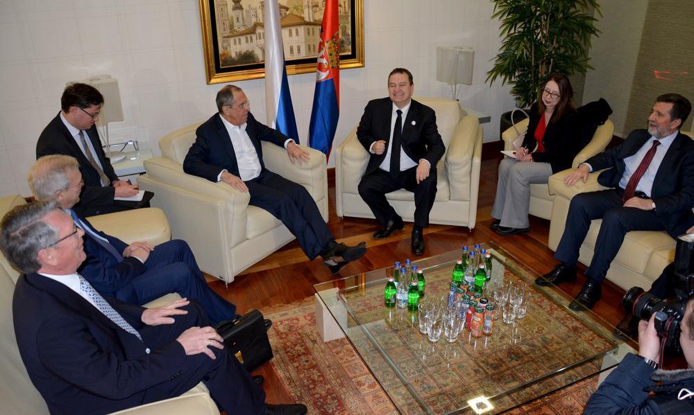 Srbska i Ruska delegacija u razgovoru