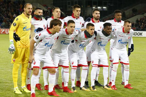 TUŽNO U MOSKVI! Pola svlačionice plače, ne mogu da veruju šta se desilo! (VIDEO)