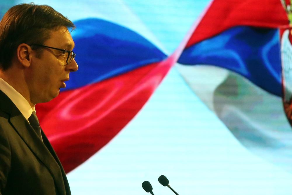 ПЕРВЫЙ РАЗ В ИСТОРИИ: Vučić progovorio na tečnom ruskom! Poslušajte kako to zvuči! (VIDEO)