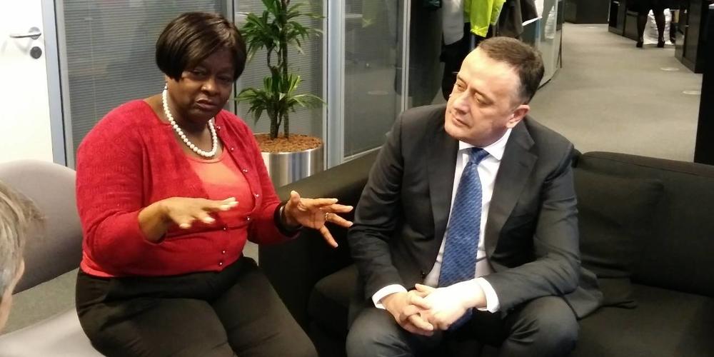 ALEKSANDAR ANTIĆ SA ČELNICIMA LONDONA