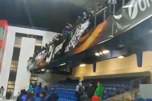 TREĆA FRAKCIJA! Zaboravljena grobarska ekipa ponovo pod svojom zastavom u Plzenju! (VIDEO)