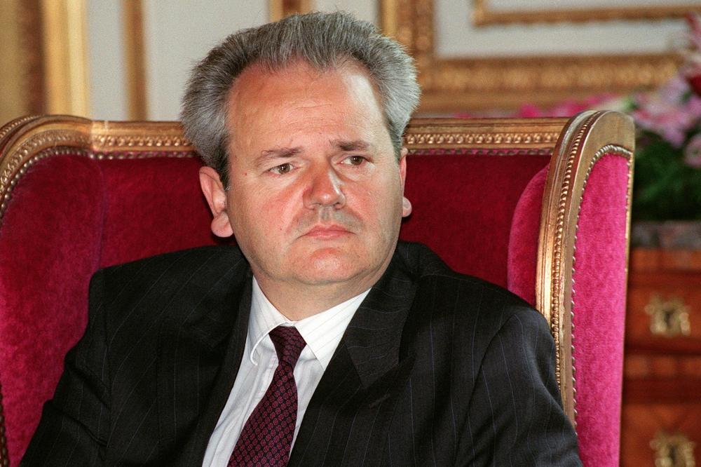 Slobodan Milošević DOBIJA SPOMENIK U BEOGRADU?