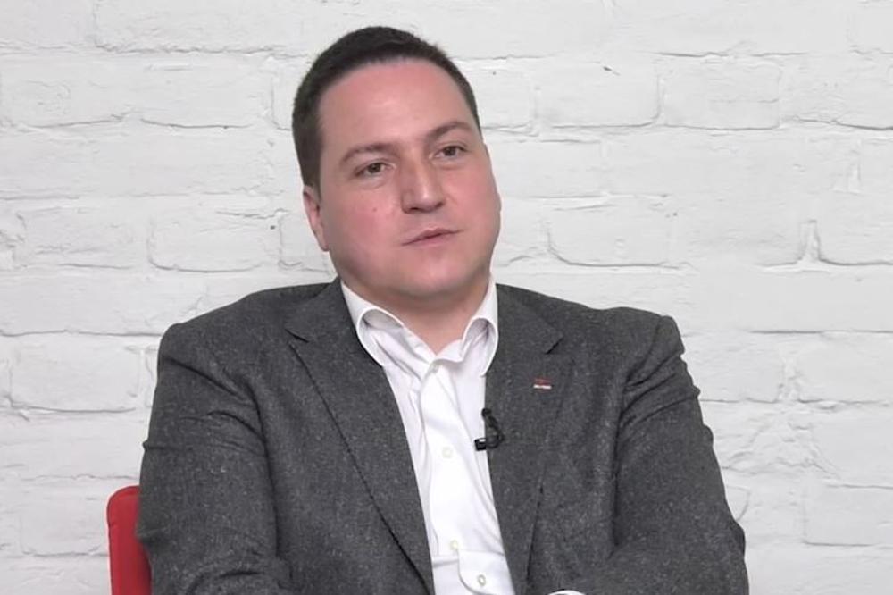 BRANKO RUŽIĆ PODNEO NEOPOZIVU OSTAVKU (FOTO)