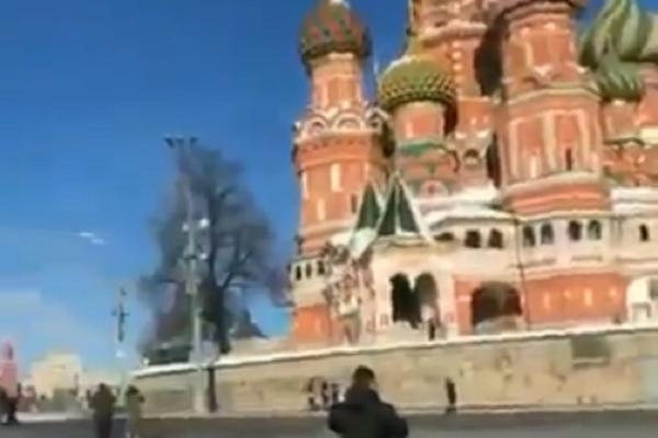 Baloteli opet pravio cirkus: Putine, Putine gde si?! (VIDEO)