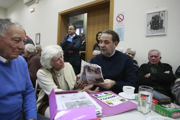 LJAJIĆ U STAROM MIRIJEVU: Svaka opština da obezbedi mesto za okupljanje penzionera