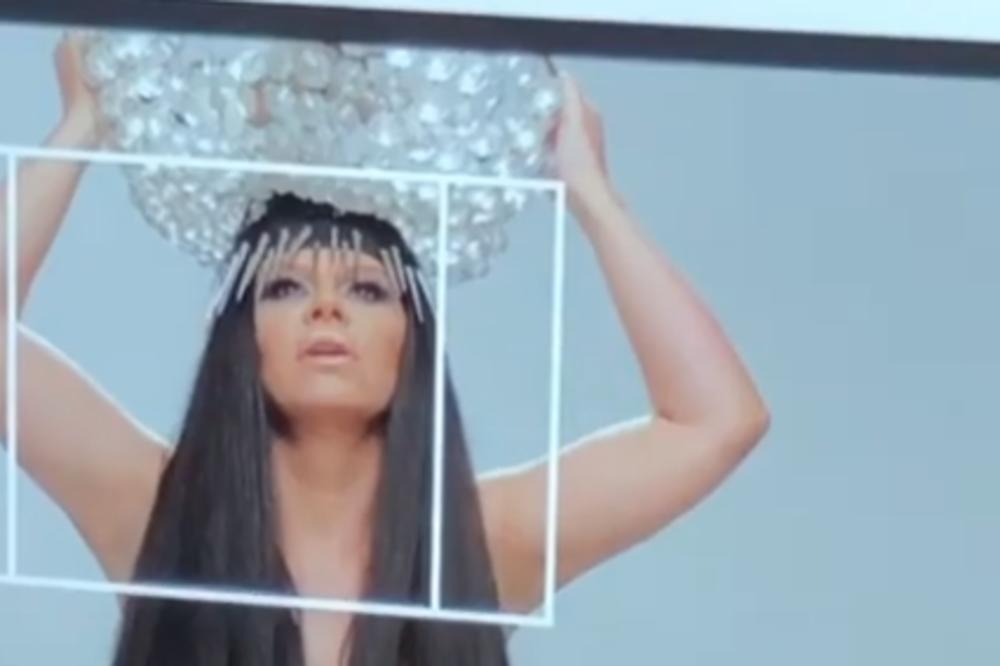 RAJ ZA MUŠKE OČI: Dara Bubamara u novom spotu POTPUNO GOLA, pa ovo je ludilo (VIDEO)